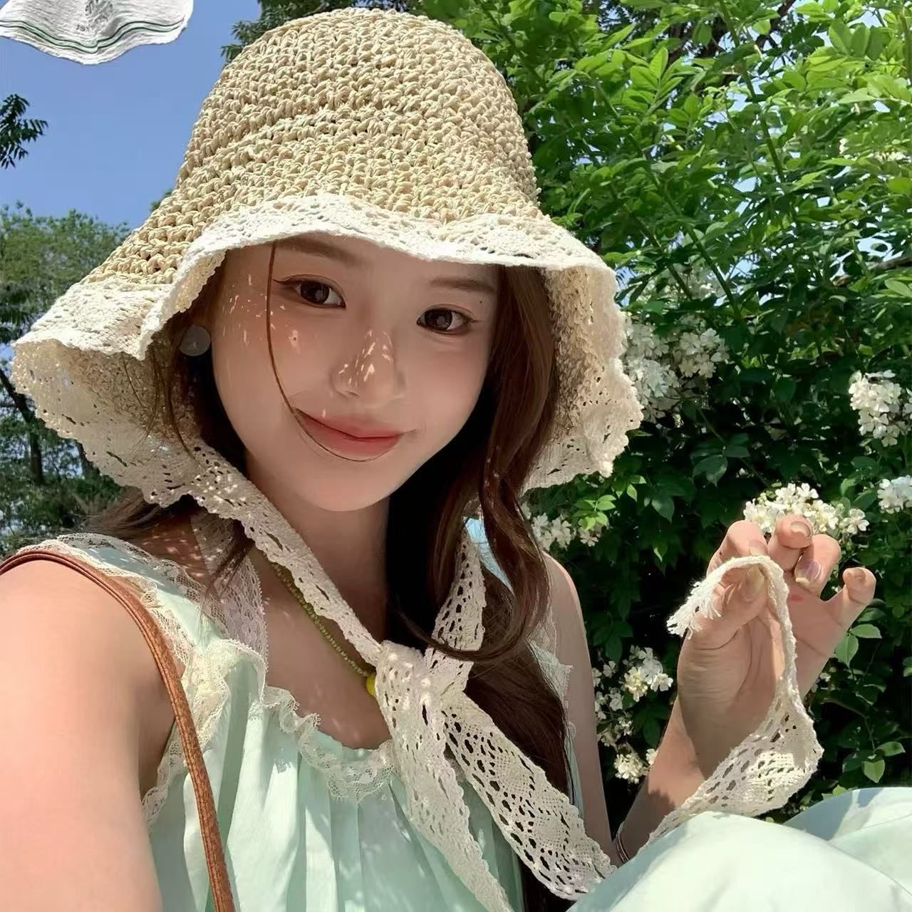 레이스 스트로-베이지