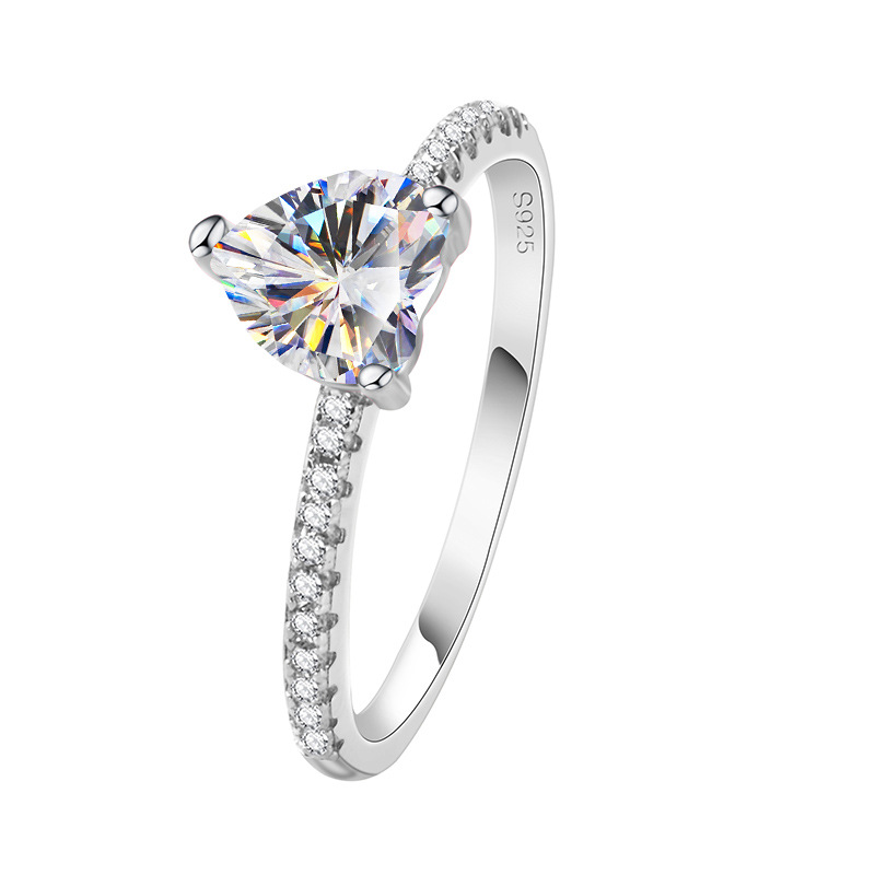 925 plata esterlina mujer chapada pt950 oro meson fabricantes al por mayor de compromiso corazón rosa anillo de moissanita venta caliente