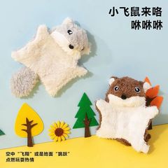 クロスボーダーのネットの赤いネズミのペットのおもちゃは猫のインタラクティブなおもちゃを笑わせます。