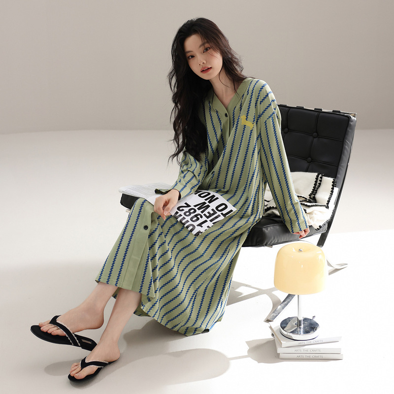 Women's pajamas and nightgowns for spring and autumn, pure cotton long-sleeved, can be worn outside as home wear, ladies' full cotton striped long dress Women's pajamas and nightgowns for spring and autumn, pure cotton long-sleeved, can be worn outside as home wear, ladies' full cotton striped long dress