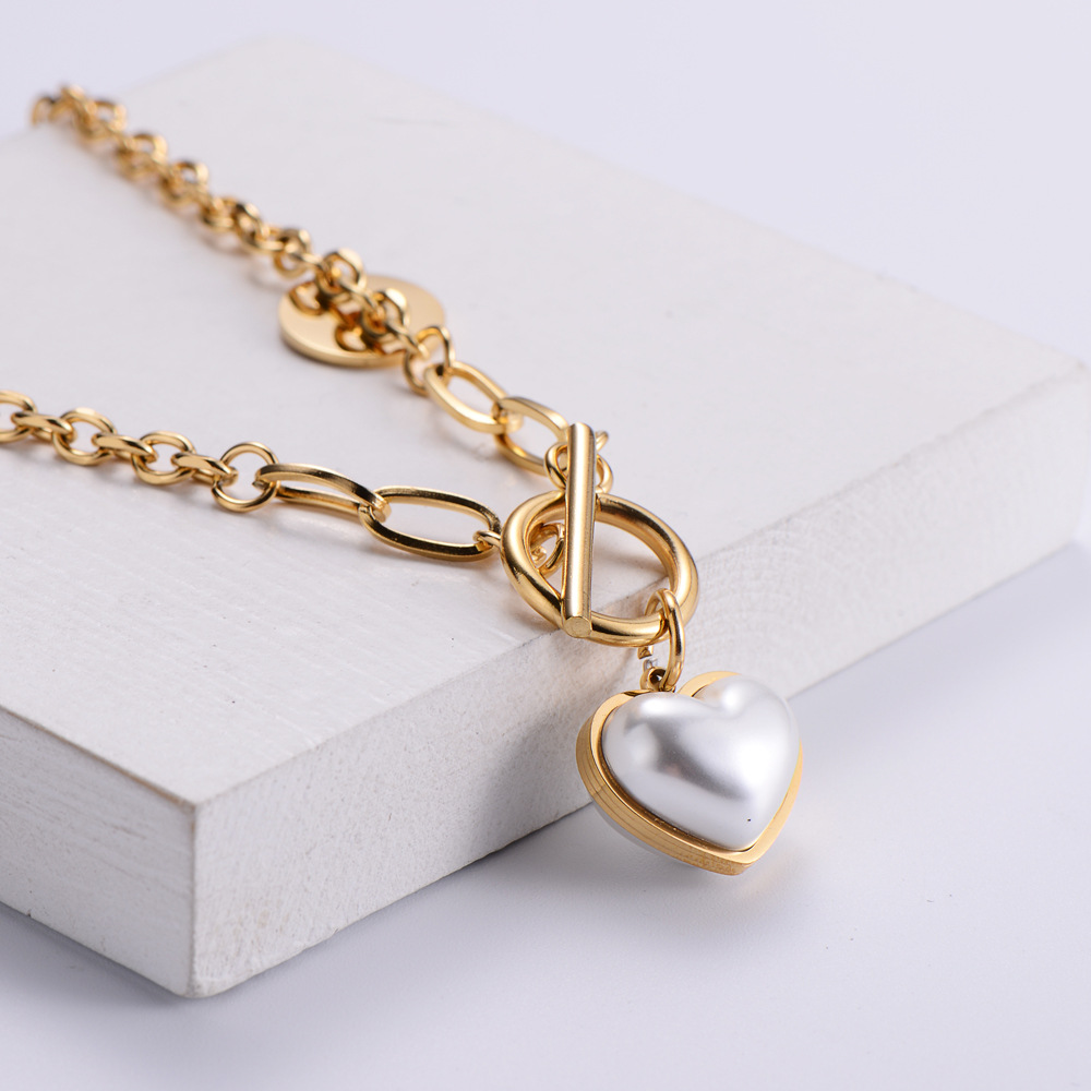 Simple Contrast Color Stainless Steel OT Chain Heart-Shaped Pearl Pendant Necklace