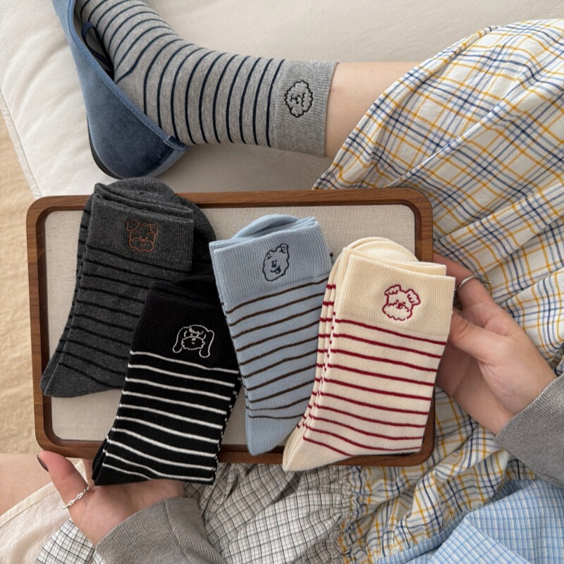 Trendy cartoon embroidered puppy striped mid-calf socks, Japanese-style simple cotton socks for women, versatile long socks for students