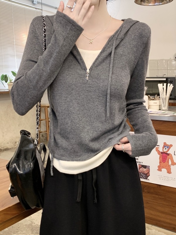 アンコラレッドフェイクツーピースフード付きセーター女性のための秋と冬の新しいデザインウエスト痩身長袖ボトムストップ|undefined
