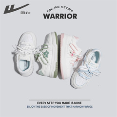 Warrior/回力板靴の女性春と秋の2024種類の小衆オリジナルの男性靴は厚い底の運動の白い靴を合わせます。