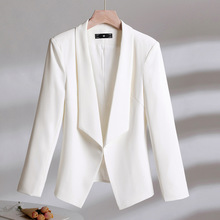 白色小西装外套女秋季职业装气质休闲大码小个子短款高级西服上衣
