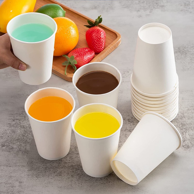 Vasos de papel desechables para mayoristas personalizados, vasos de bebida caliente engrosados de 9oz, vasos publicitarios blancos de la feria Baiyi 4oz