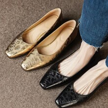 �r�����m��ƤС���^�\�ڻ�ɫŮЬ2025����ָ��и��͸���Ь������