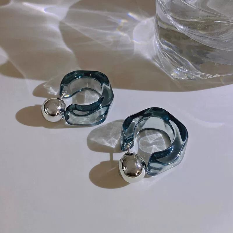 Деми‑сезонные серьги из акрила, гвоздики 925 пробы, 3.3 × 2.8 см, лёгкие 0.04 кг