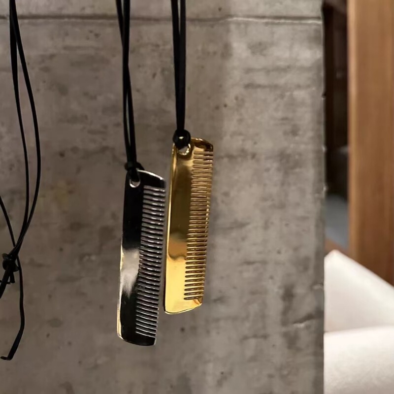 Che Jing Yuan Oni Same Style Comb Long Necklace Fashion Elegant All-match High-end Sense Personality Long Woolen Chain