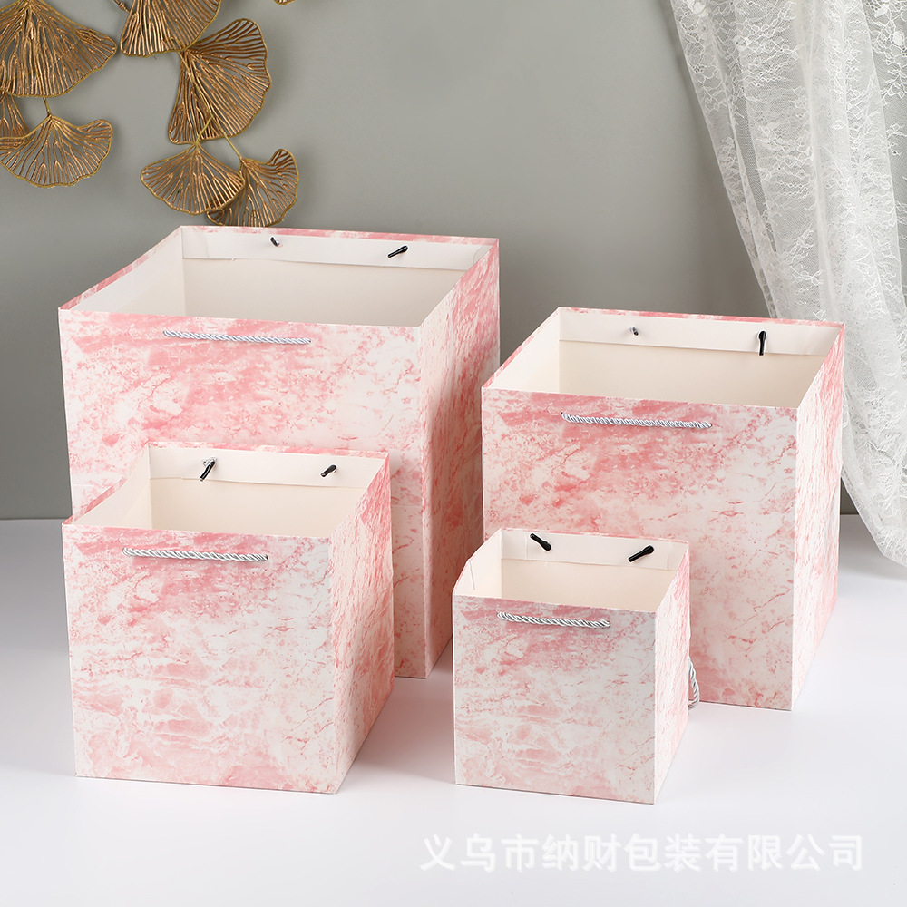 Bolsas de papel kraft espesa bolsa de mano bolsa de papel bolsa de flores al por mayor bolsa de regalo cuadrada