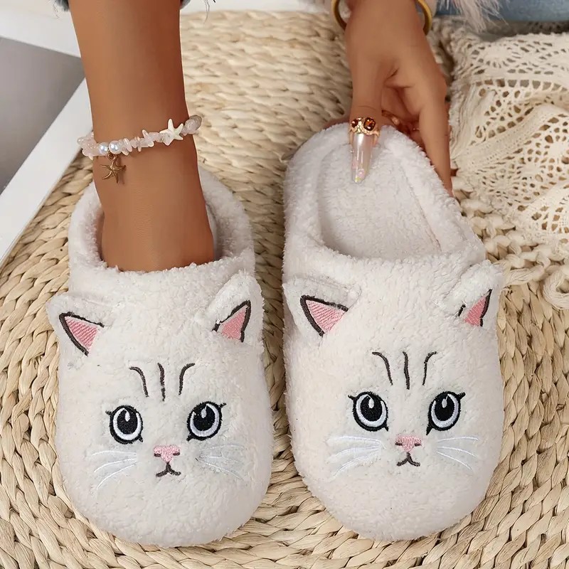 Zapatillas de algodón gatos transfronterizas de mujeres otoño y invierno domésticas impermeables impermeables impermeables silenciosas calentadas zapatillas de pelo de dibujos animados