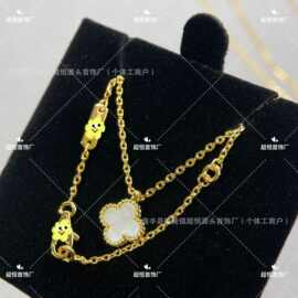 高版本CNC红玛瑙白贝母925银镀18k金迷你单花四叶草吊坠锁骨项链