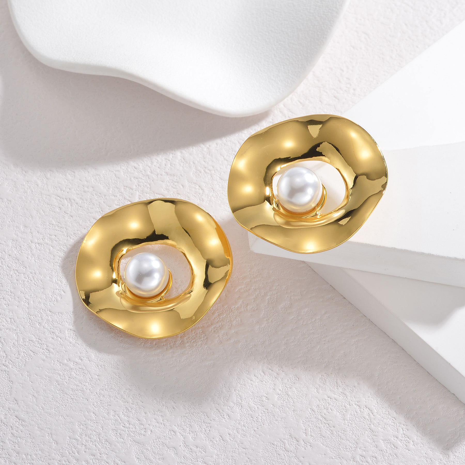 French, Vintage, Graceful, Timeless European And American Fashion Popular Stainless Steel Geometric Hollow Irregular Ring French Retro Pearl Inla_voghion.com