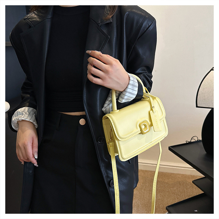 Stile coreano alla moda piccolo quadrato 2024 estate nuovo articolo per le donne, alla moda ed elegante, dolce borsa a tracolla, casual_voghion.com