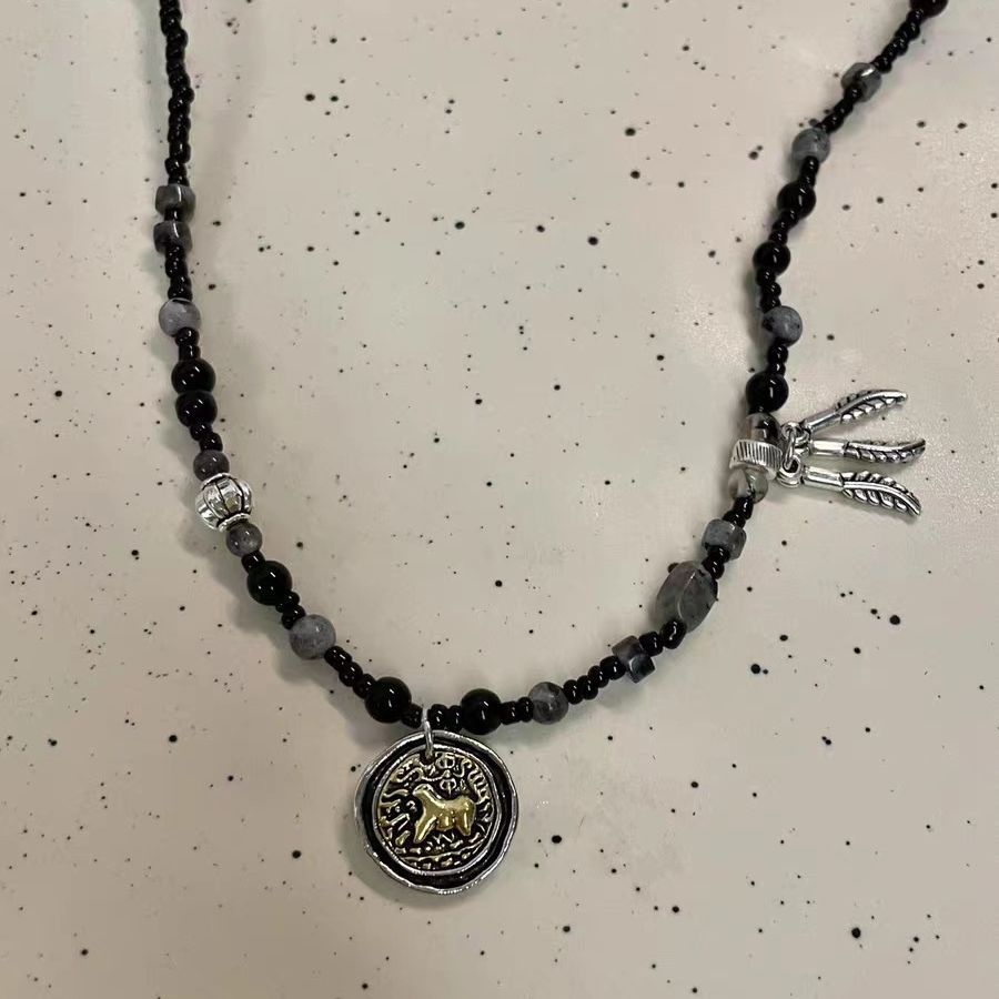 Colar cubano estilo chinês moderno em aço titânio para mulher_voghion.com