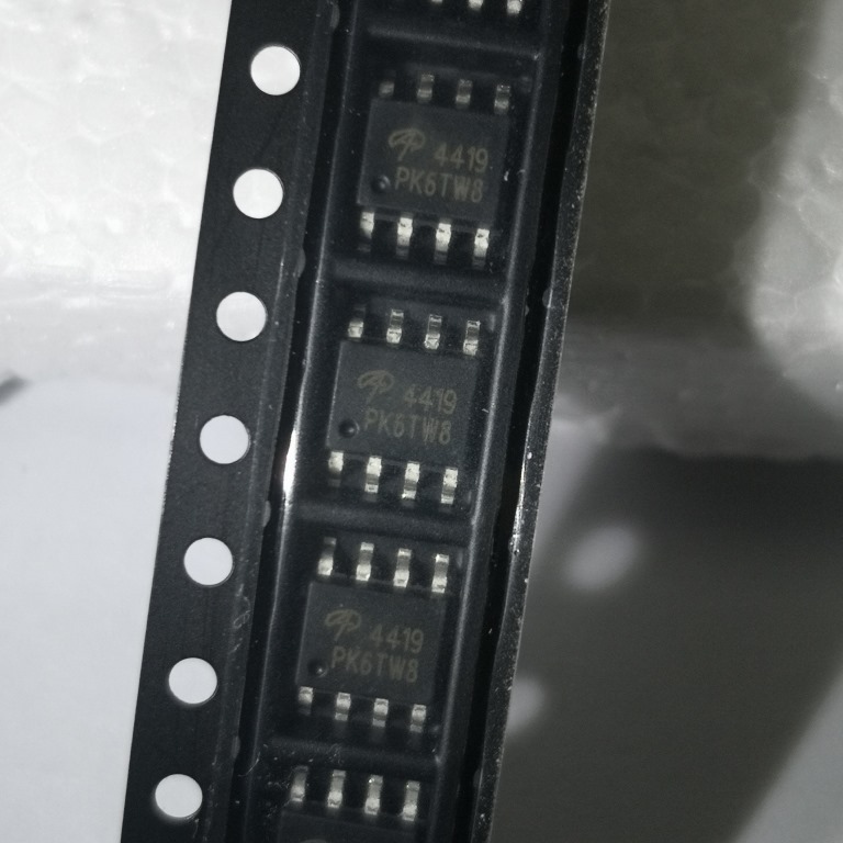 AO4419是个30V电压9.7A电流的P沟道的无线充电的场效应管
