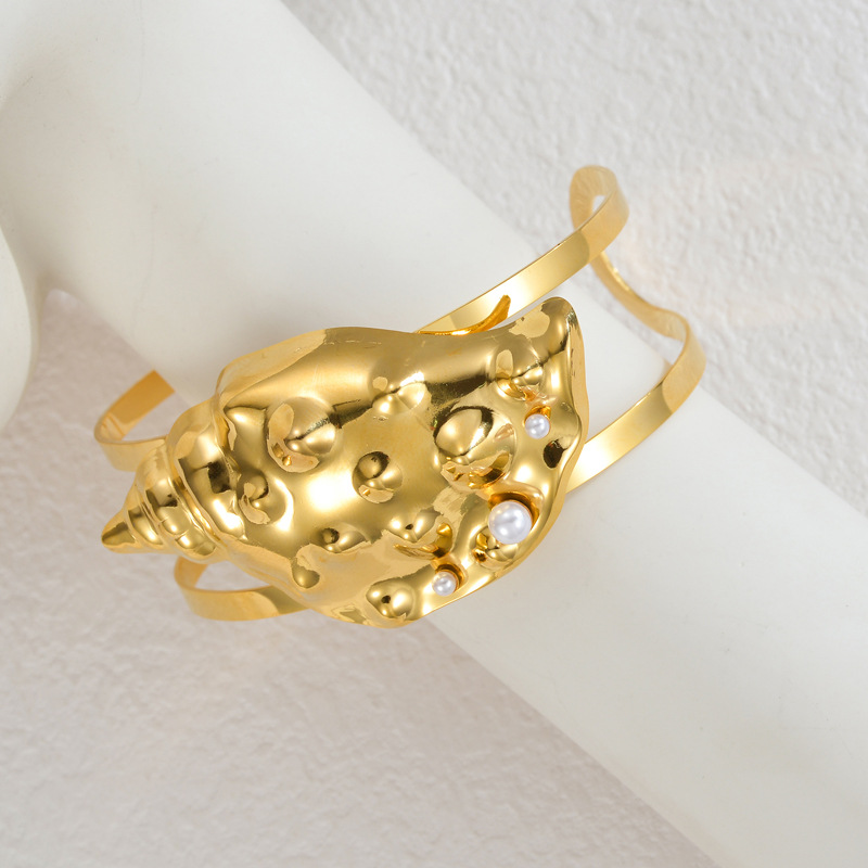 27g Weight PVD Coated Gold Plating Process 18K Real Gold Plated Plating Material Stone-Free Inlay Material Bangle Classification 1 Piece Quantity Casual, Holiday, Street Occasion 304 Stainless Steel Material Scallop, Conch Pattern Women's Gender Retro, Marine Style Style Waterproof Non Tarnish, Plating Craft PVD Coated Real Gold Plated Scallop Conch 304 Stainless Steel Retro Marine Style Waterproof Non Tarnish 304 Stainless Steel Bangle 10
