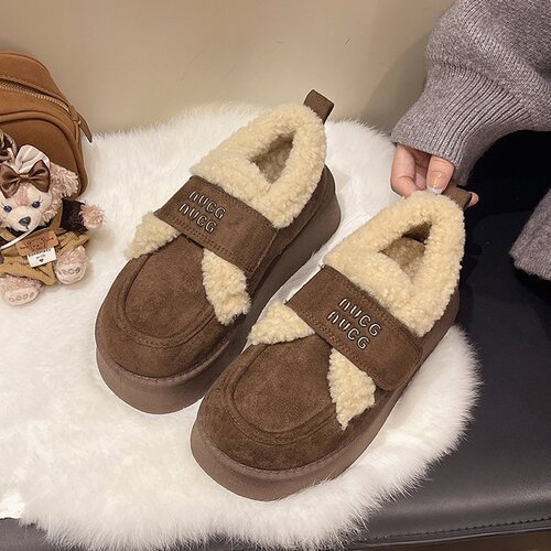 Fluffy lined cotton shoes with thick soles, cashmere snow boots, leather and fur integrated short boots, warm lined single shoes, casual shoes