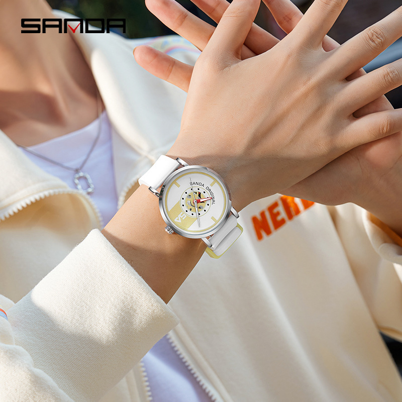 Sanda nuevo reloj electrónico Escala de silicona Roja En Línea 3217 moda estilo simple impermeable hombres y mujeres reloj