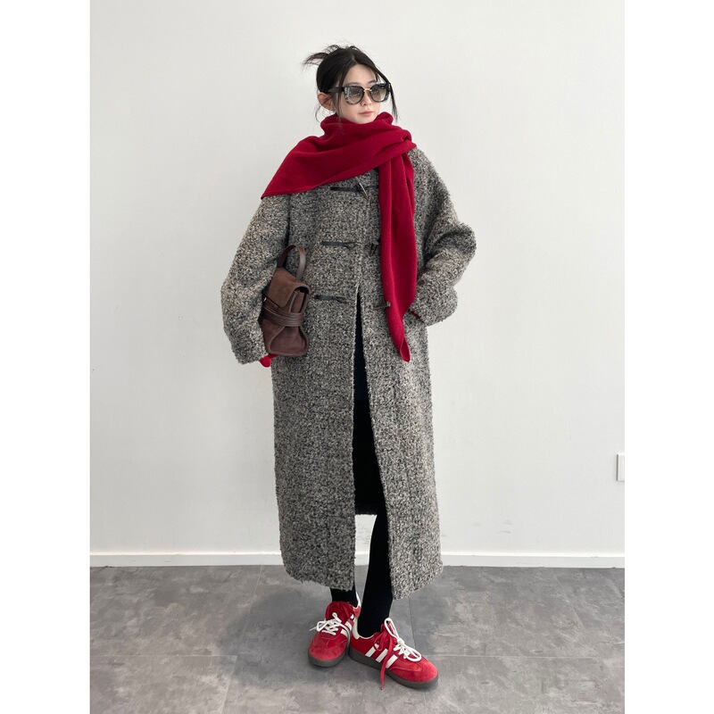 Zedai Jia Yi Sheep Wool Fancy Looped Knit Toggle Coat for Women, Loose Fit, Raglan Sleeves, Stand Collar, Long Coat