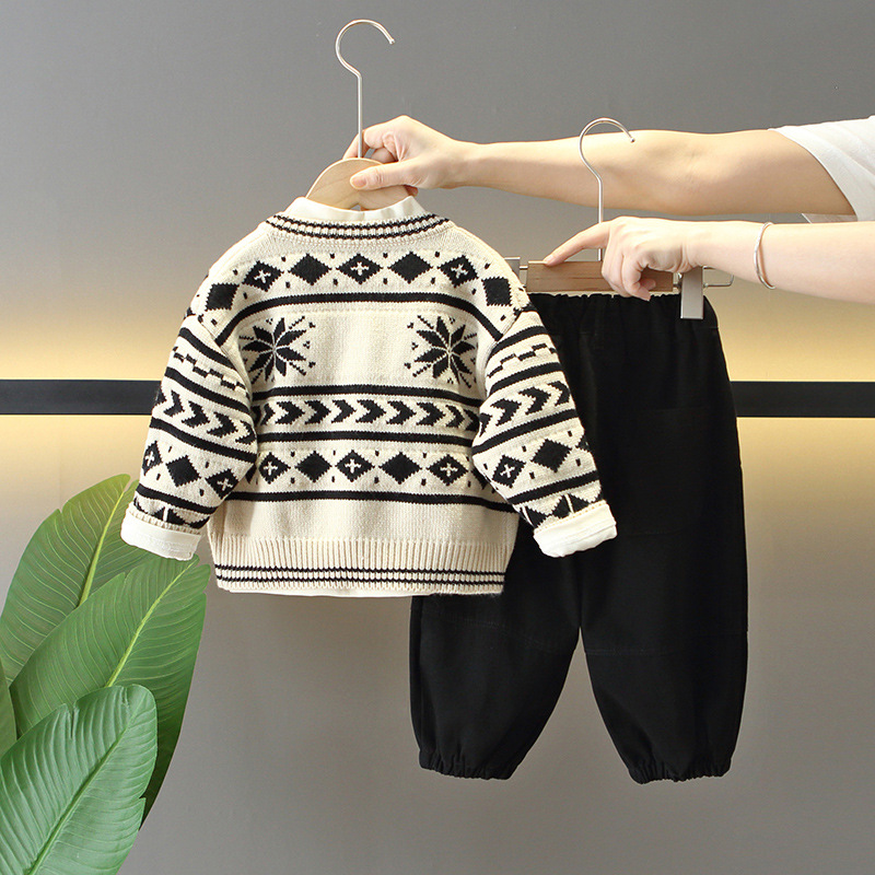 6150 Traje de otoño para niños 2024 Nuevo estilo bebé Versión coreana de primavera y otoño Ropa Suéter para niños Chaqueta de tres piezas