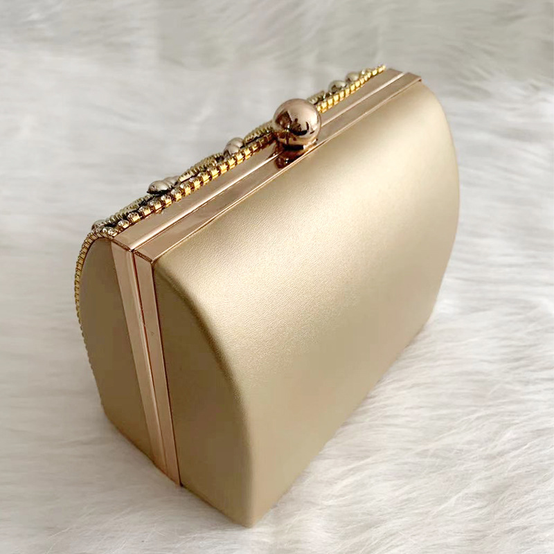 New Fashion Trend Gold Women's Bag 2022 European and American Simple Cosmetic Bag Crossbody Shoulder Handbag for Dinner