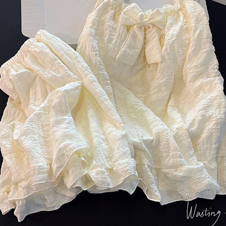 Sweet Apricot Lace Pajamas for Women in Summer with Breast Pads and Suspenders, Sexy and Simple Loose-Fitting Home Clothes for Small People