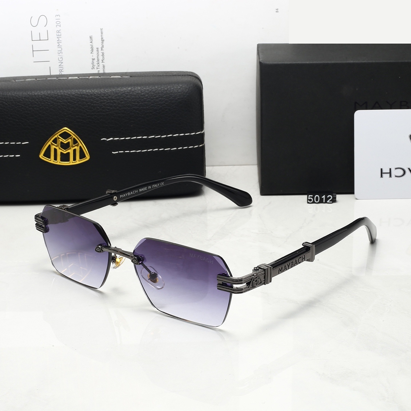square glasses
