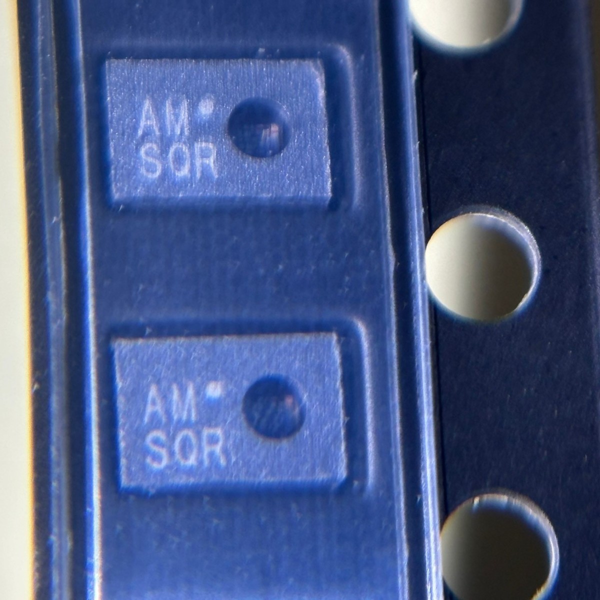 AS7343-DLGM 原装正品 LGA-8  丝印AM SQR 环境光传感器AMS OSRAM