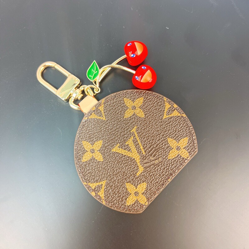 Louis's New Vintage Keychain Pendant Canvas Mirror Women's Keychain Charm Bag Keychain Ring