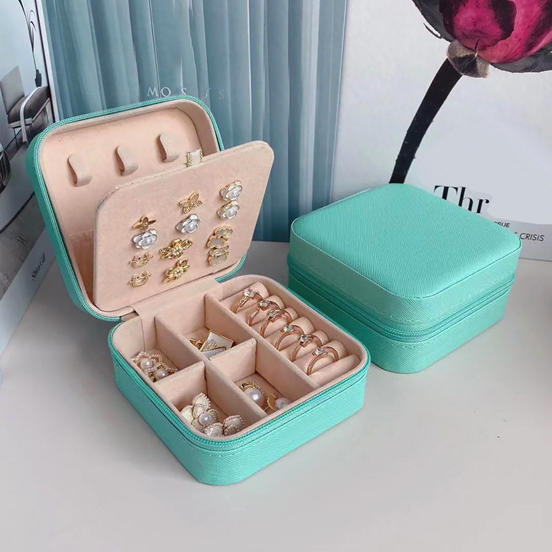 작은 더블 레이어 스터드 귀걸이 - 크로스 패턴 블루, 10*10*5CM