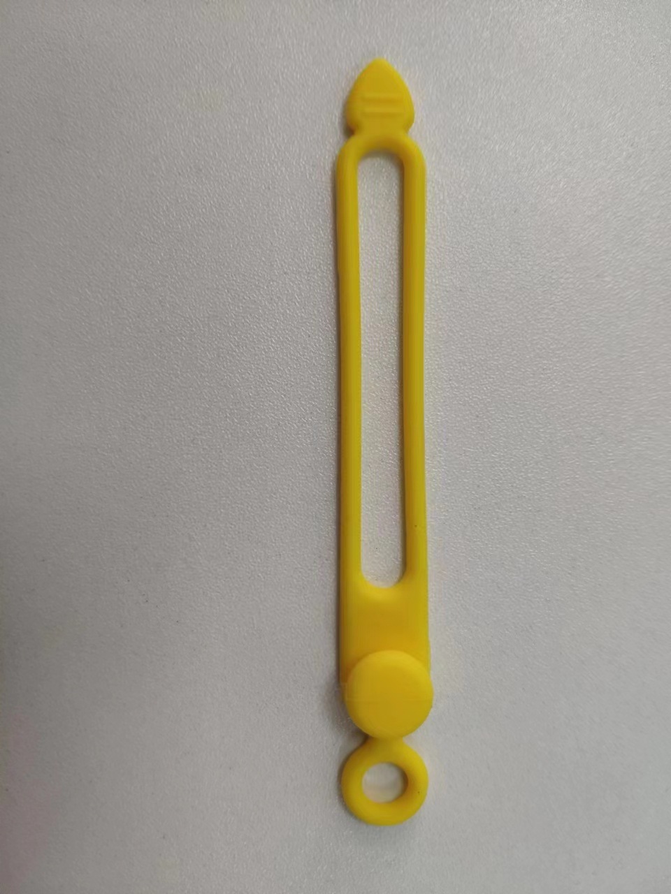 El cable de datos contiene la correa de silicona del gestor de la línea de carga del cable de auriculares del bobinador de la correa de silicona.