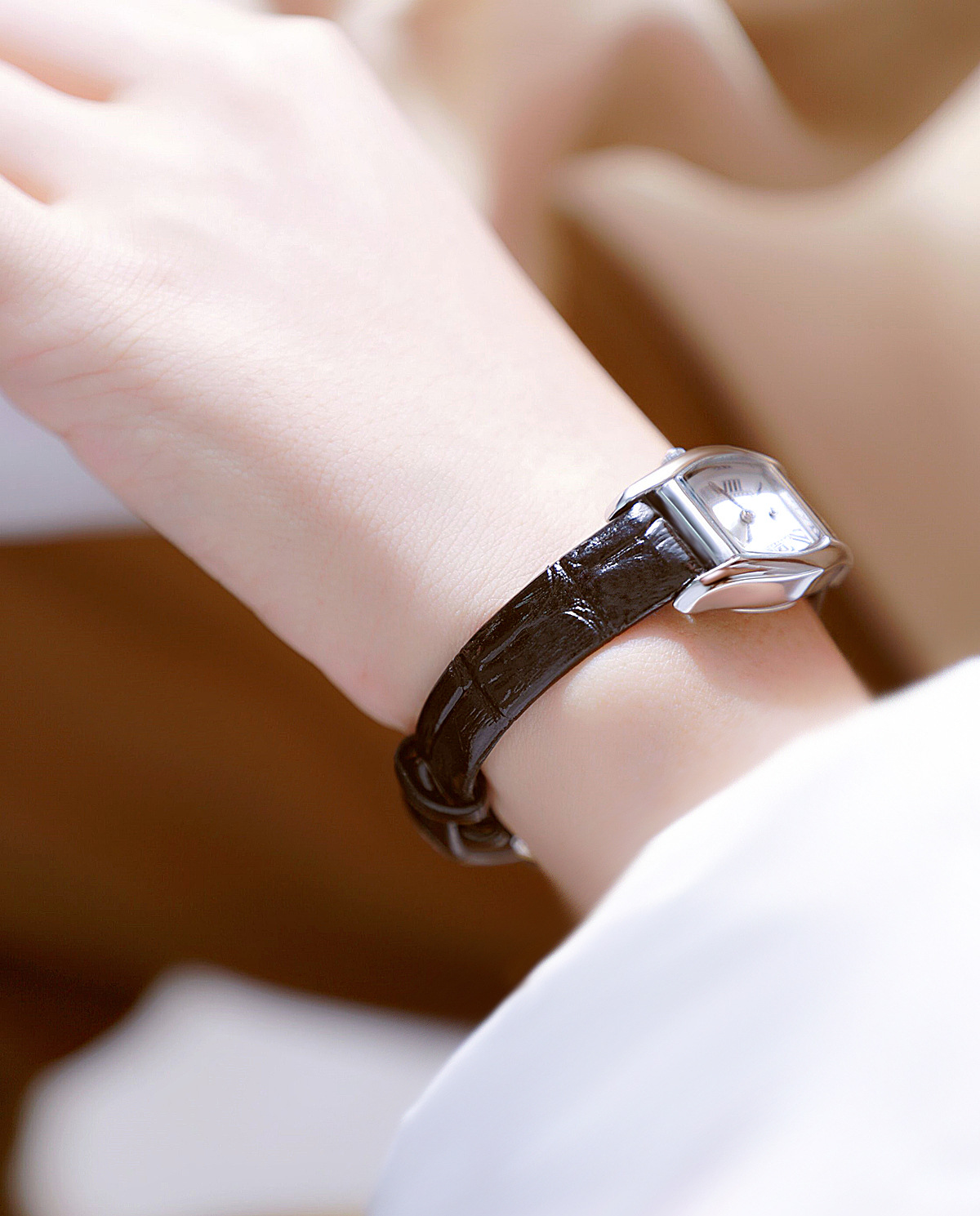 Vintage Style, Classic Style Style Vintage Style Classic Style Geometric Butterfly Double Snap Quartz Watch Women's Watches