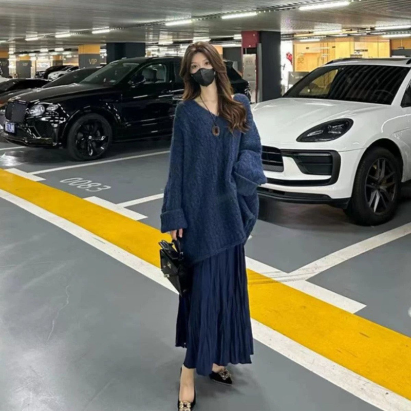 慵懒风v领麻花长袖针织衫女秋季韩系穿搭宽松软糯毛衣中长款上衣|undefined