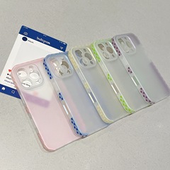 カラフルなスクエア携帯電話ケース iphone16e apple 15 透明つや消し 14pro 細穴保護カバー新鮮
