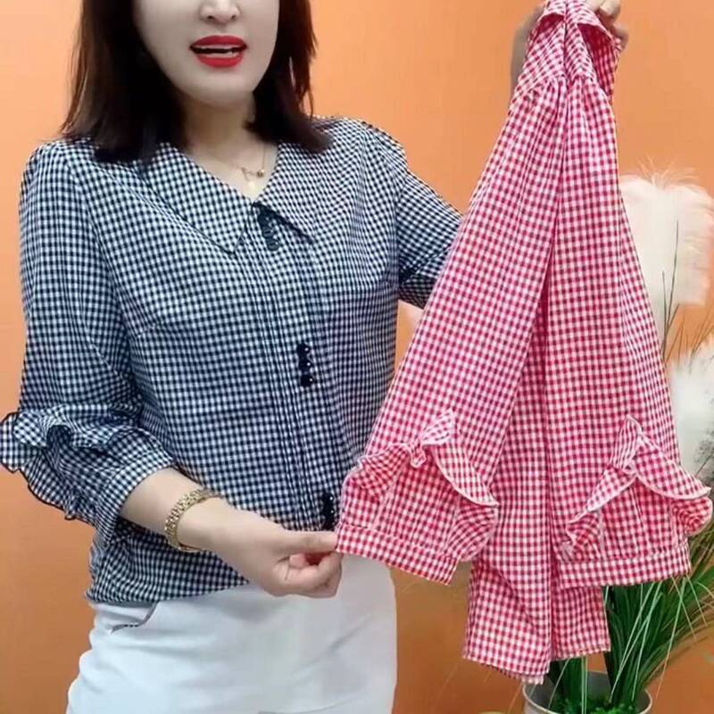 Plaid Shirt Women's Design Sense 2024 Spring and Autumn New Western Style Small Shirt Middle-aged Mother's Trendy Belly Covering Top with Seven-point Sleeve