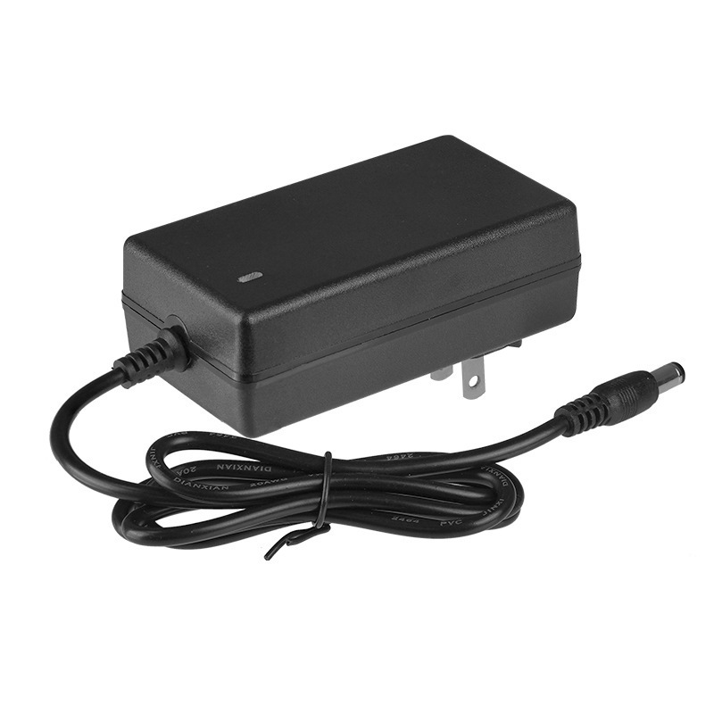 25.2V2Aリチウム電池充電器25.2V充電器6本のリチウム充電器は電動工具のバランス車に適している|undefined