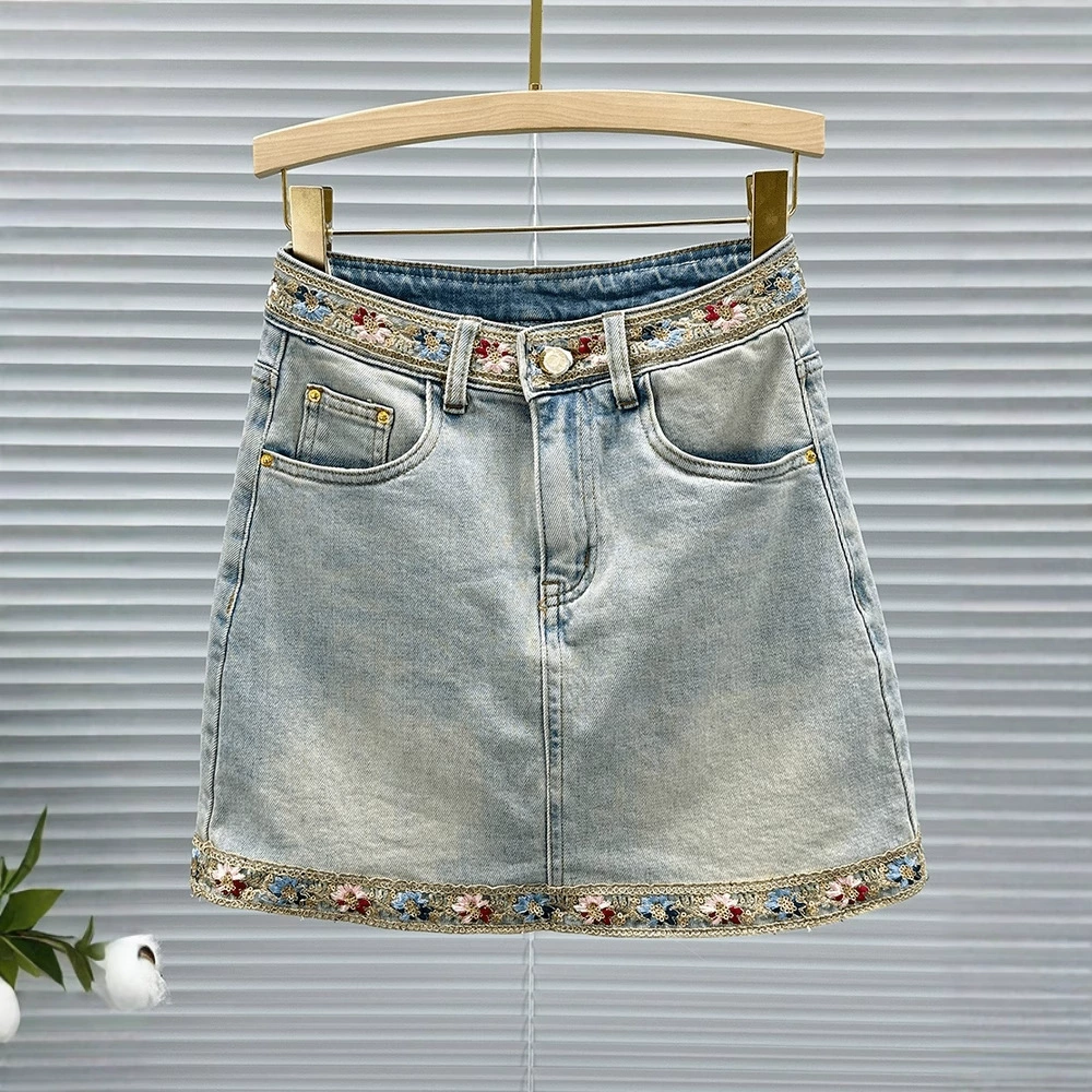 Новая летняя джинсовая юбка для женщин с защитой от воздействия окружающей среды, универсальная миниатюрная облегающая юбка А-силуэта с высокой талией 2025 года.