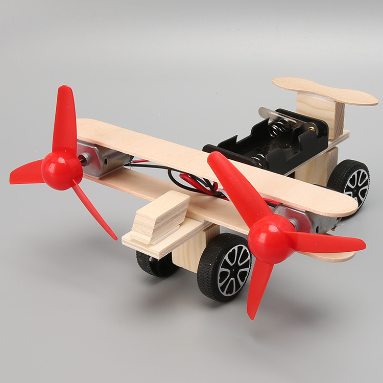 Science and technology small production handmade diy twin-engine taxiing aircraft science teaching toys for primary and secondary school students assembled packaging materials