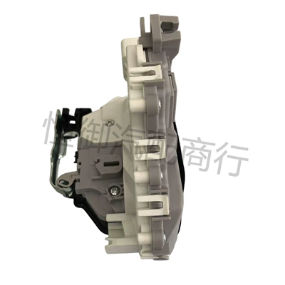 Audi A4L B8Pa Q513 – Central locking