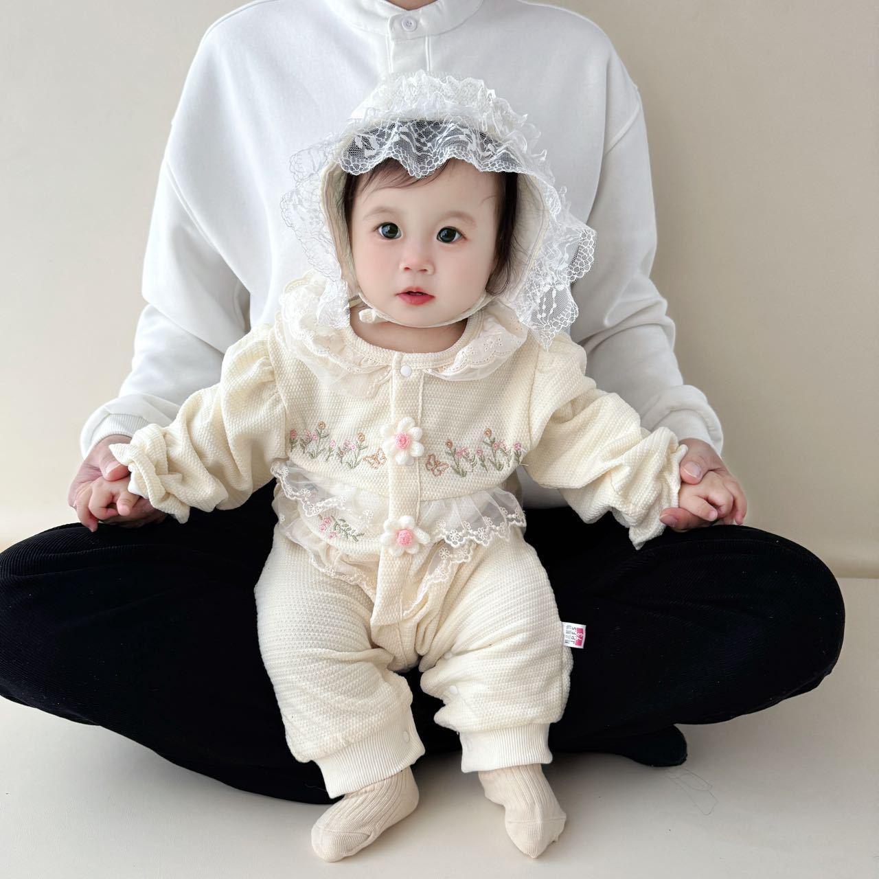 Primavera y otoño nuevo estilo coreano bebé princesa estilo estilo occidental mamelero de una pieza con capucha vestido de cien días de luna llena para niñas