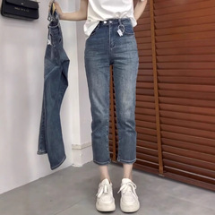 大きいサイズの狭い版のストレートジーンズの女性2025春の大きいサイズの太ったmmの小さい背の高い腰はやせている9分のタバコの管のズボンを現します。