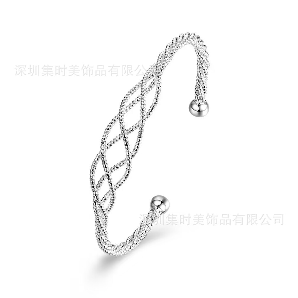 Brand geometric design bracelet with diamond pattern