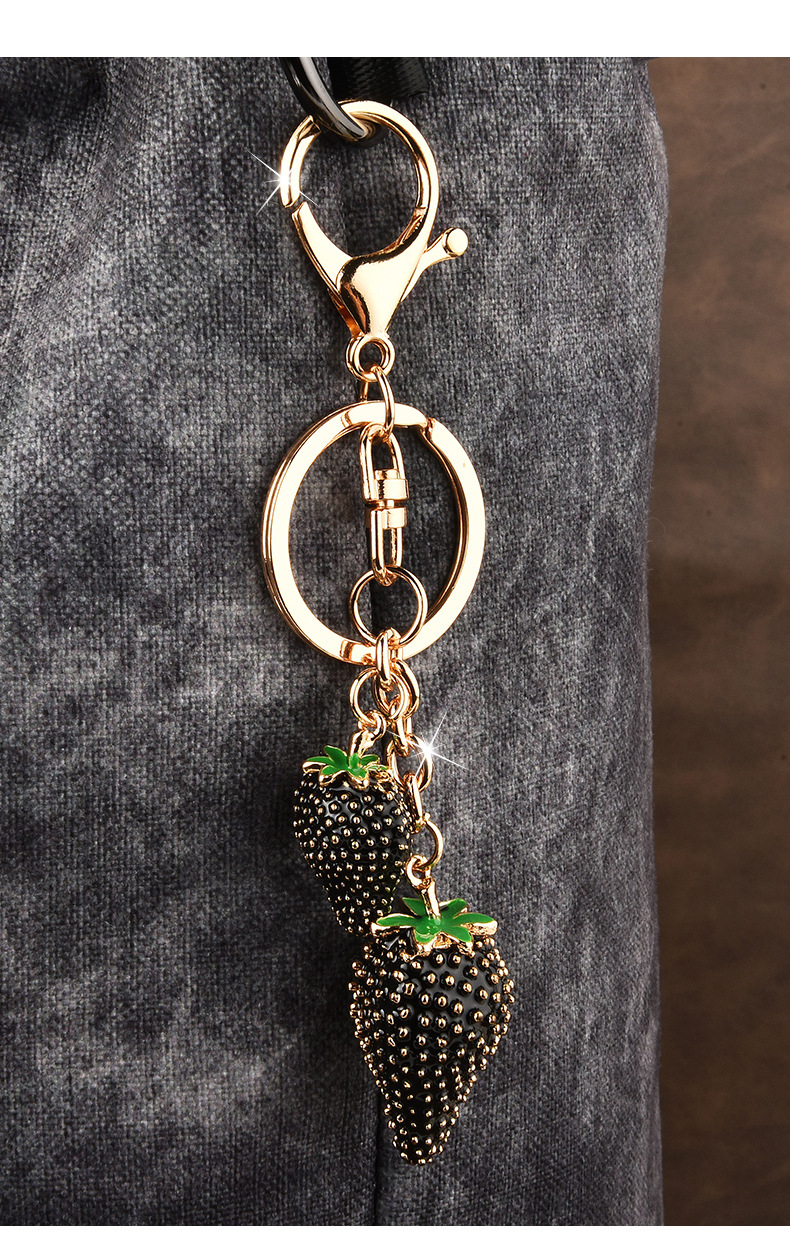 Strawberry Pattern 1 Piece Alloy Strawberry Bag Charms