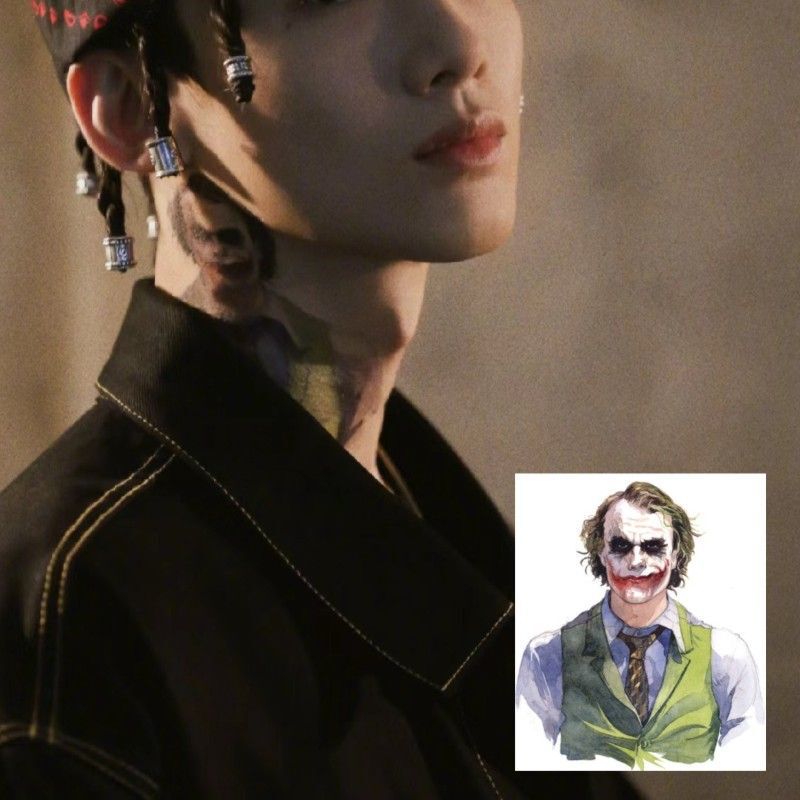 White Jingting same tattoo stickers waterproof Batman clown flower arm European and American joker flower arm realistic Halloween