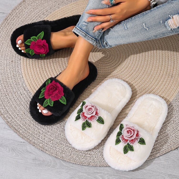 Autumn and winter large-size Chinese-style embroidered home indoor non-slip plush maternity slippers for women