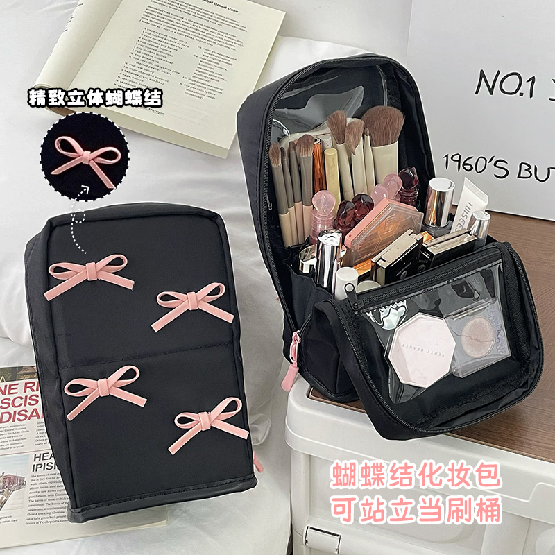便携式大容量化妆包蝴蝶结立式化妆刷包护肤品收纳包磁吸手提包|undefined
