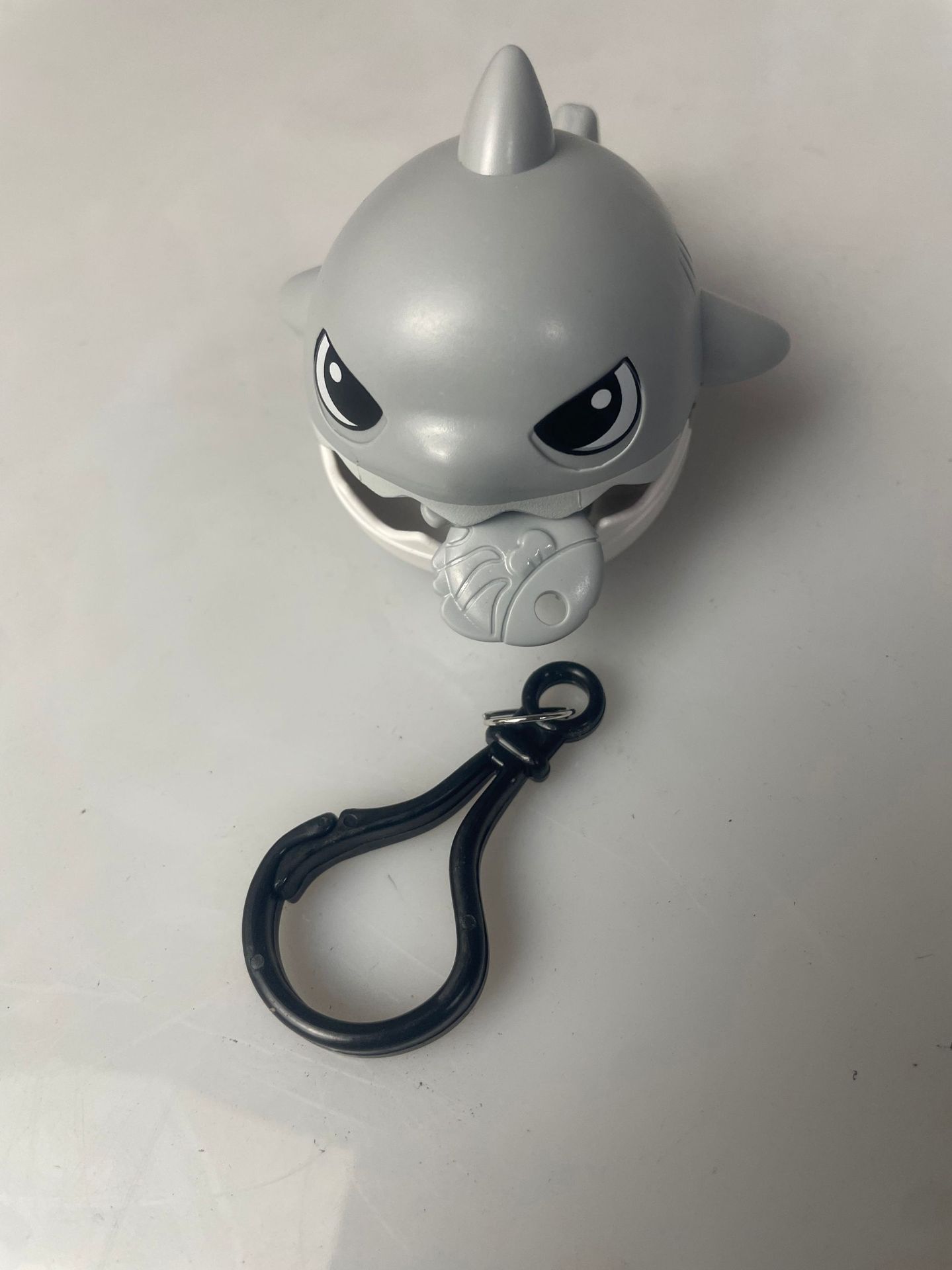 회색 drawstring 상어 + 키 체인 opp 가방