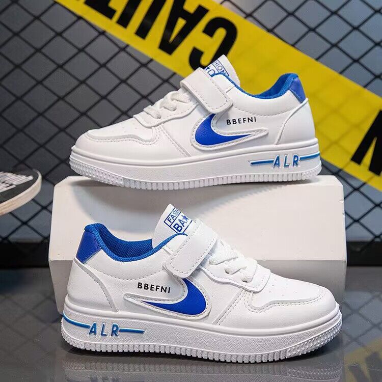Pelle piccola bianca 2023 primavera nuove ragazze dei ragazzi Star Velcro edizione coreana scarpe da tavolo per bambini medie e grandi_voghion.com