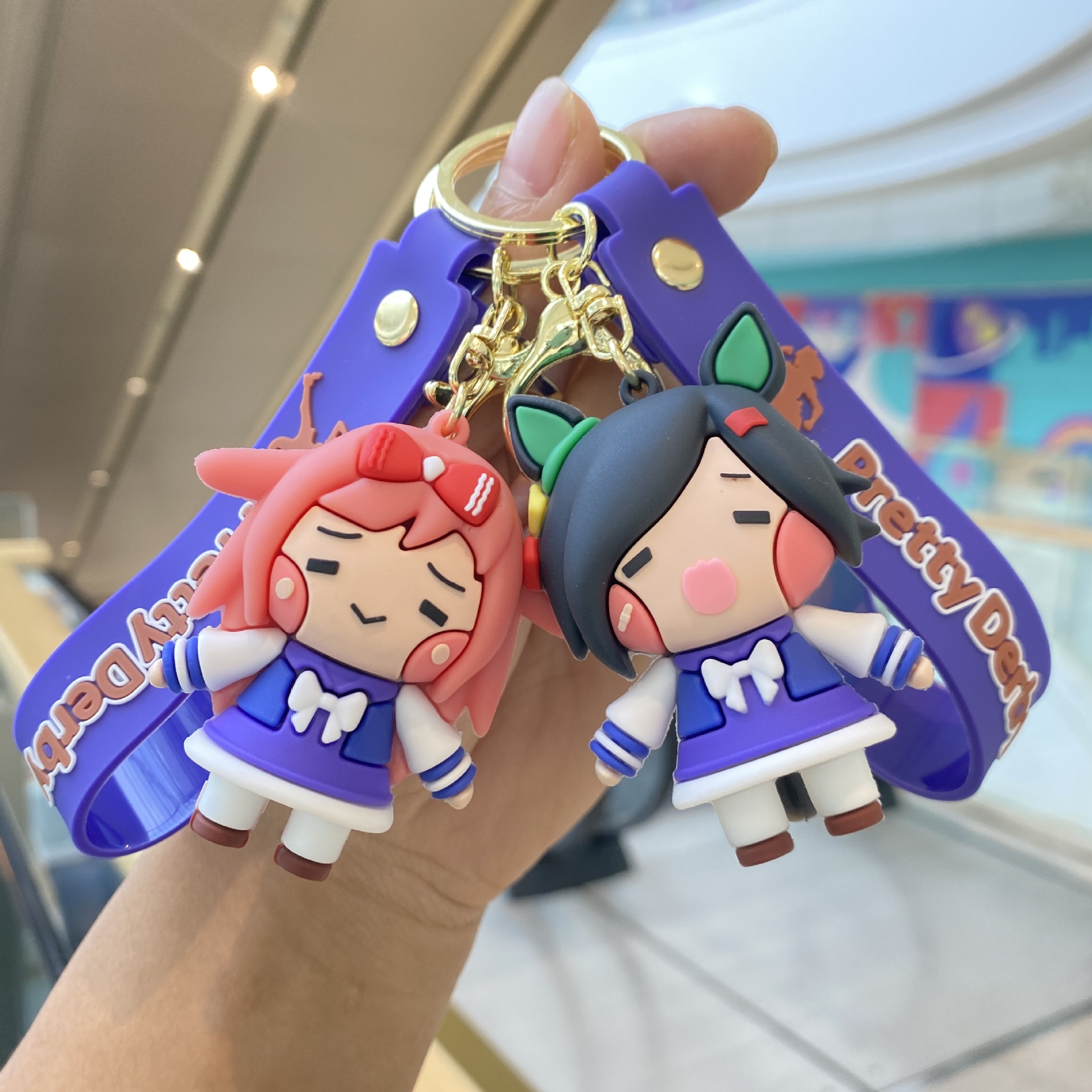 Carreras de caballos de dibujos animados madre llavero juego periférico hecho a mano muñeca de dibujos animados mochila colgante coche llavero pequeño regalo